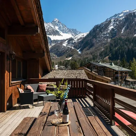 Soleil, Alpes Travel, Argentiere, Sleeps 9 *