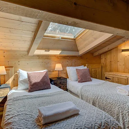 Apartment Soleil, Alpes Travel, Argentiere, Sleeps 9 Chamonix