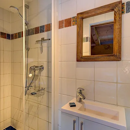 Soleil, Alpes Travel, Argentiere, Sleeps 9 Appartement Chamonix